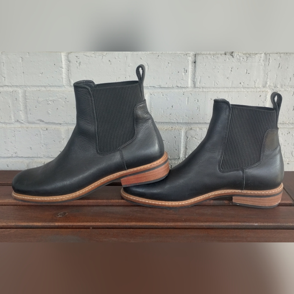Nisolo Black Leather Carmen Chelsea Boots SZ 9